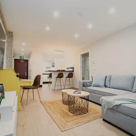 アパート Playa De ヒホン